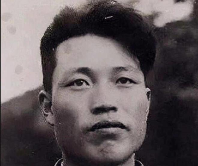 6叛逃苏联我军派图154抓捕为何只判死缓j9九游真人游戏第一品牌1990年驾驶歼(图4)